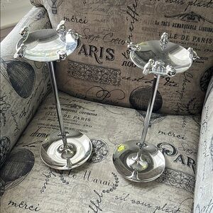 Silver umbra jewellery holders